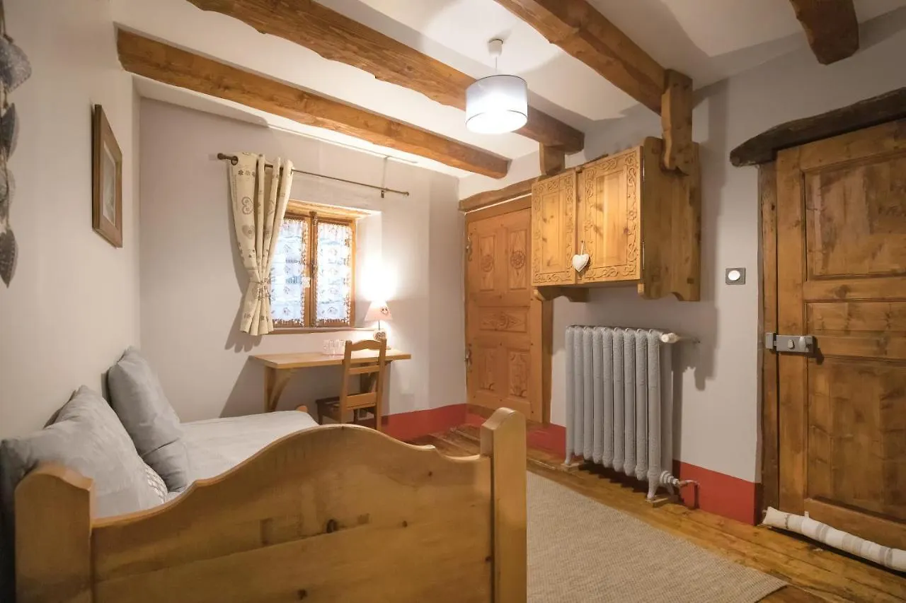 Bed and Breakfast Au Coeur Des Alpes Villarodin-Bourget Отель типа 