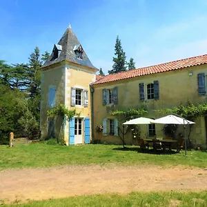  Couette-café Presbytère D'arpentian France