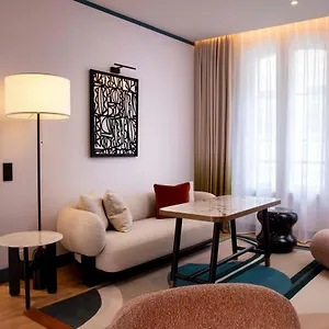 ***** Hotel Bel Ami Francia