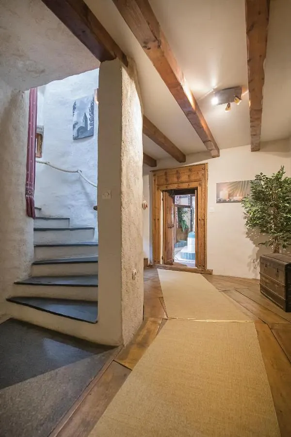 Au Coeur Des Alpes Bed & Breakfast Villarodin-Bourget 3*,  France